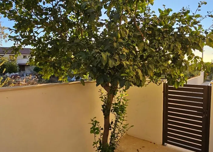 Βίλα Olive Garden's Paradise